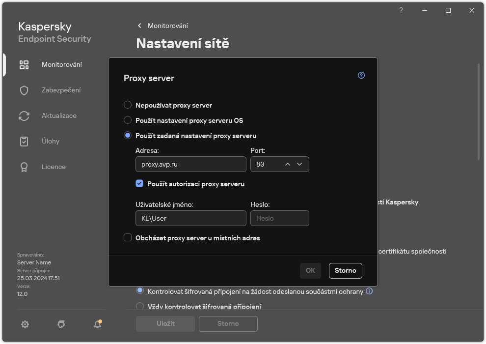 Okno pro konfiguraci připojení k proxy serveru. Uživatel může nastavit adresu proxy serveru a přihlašovací údaje pro připojení k proxy serveru.