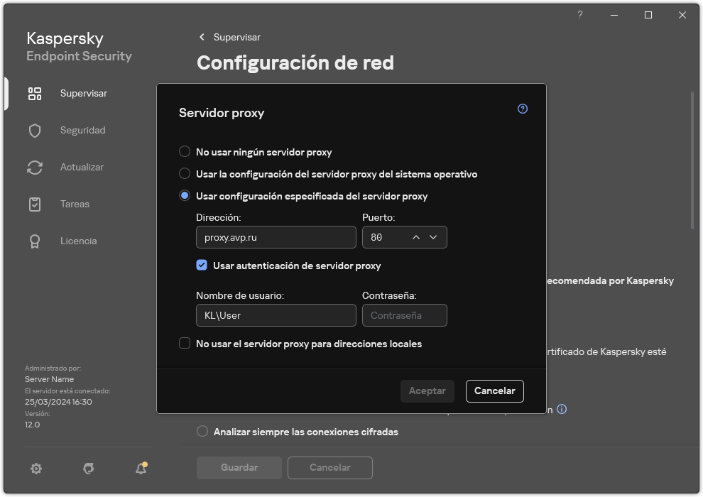 La ventana para configurar la conexión del servidor proxy. El usuario puede configurar la dirección del servidor proxy y las credenciales para conectarse al servidor proxy.