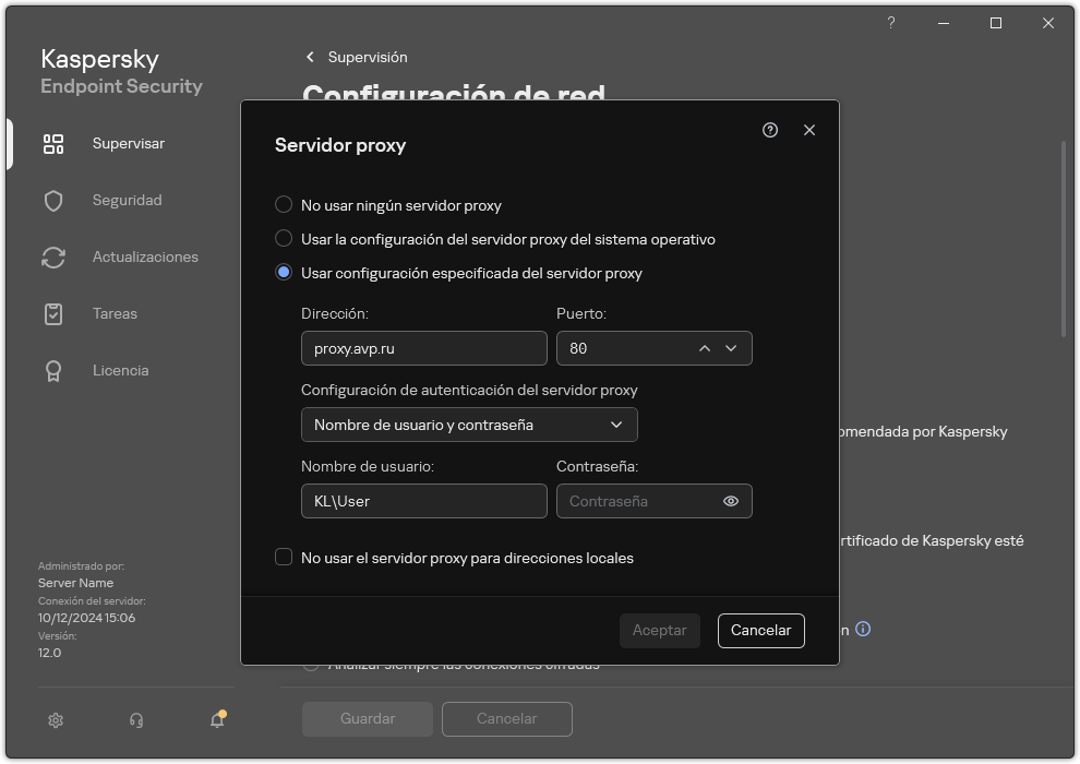 La ventana para configurar la conexión del servidor proxy. El usuario puede configurar la dirección del servidor proxy y las credenciales para conectarse al servidor proxy.