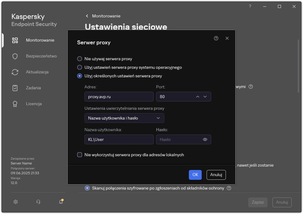 Okno konfiguracji połączenia z serwerem proxy. Użytkownik może ustawić adres serwera proxy i poświadczenia do łączenia się z serwerem proxy.