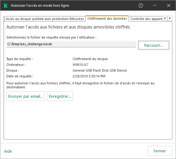 La fenêtre contient un champ pour sélectionner le fichier de demande. L'utilisateur peut enregistrer la clé créée sur le disque ou l'envoyer par email.