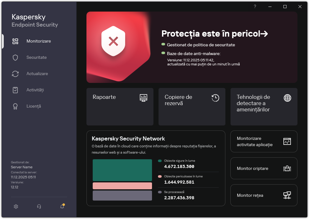 Fereastra principală a aplicației când există amenințări neprocesate. Este afișat mesajul &bdquo;Securitatea este periclitată&rdquo;.