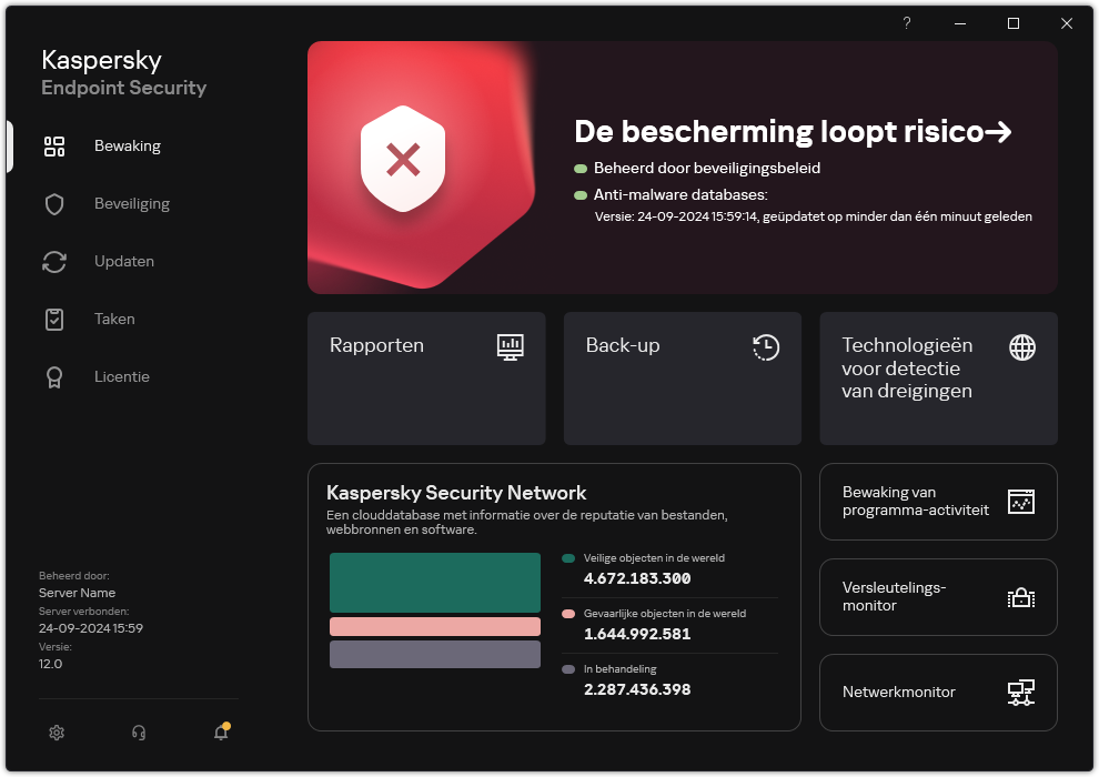 Hoofdprogrammavenster wanneer er onverwerkte dreigingen zijn. De melding "De beveiliging loopt risico" wordt weergegeven.