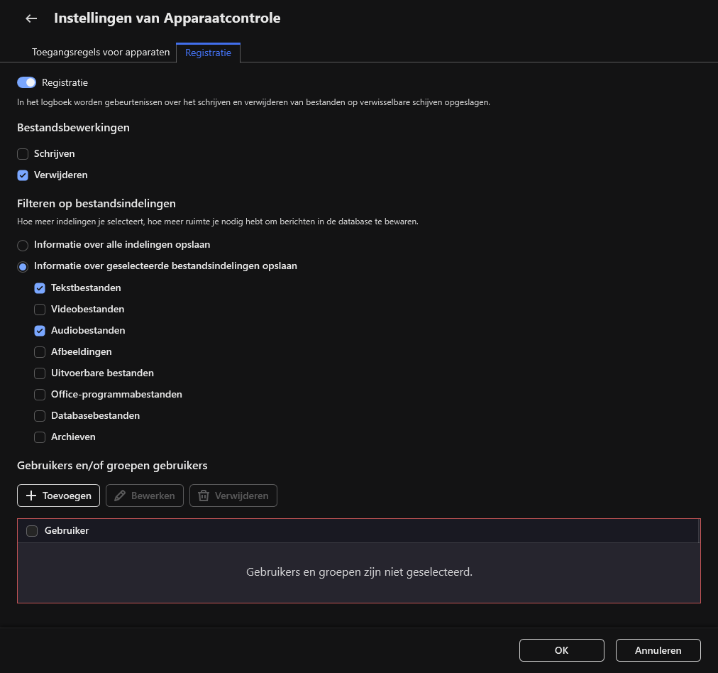 Het venster voor het configureren van de registratie van gebeurtenissen over het gebruik van verwisselbare schijven. De gebruiker kan de gebeurtenissen selecteren die moeten worden geregistreerd.