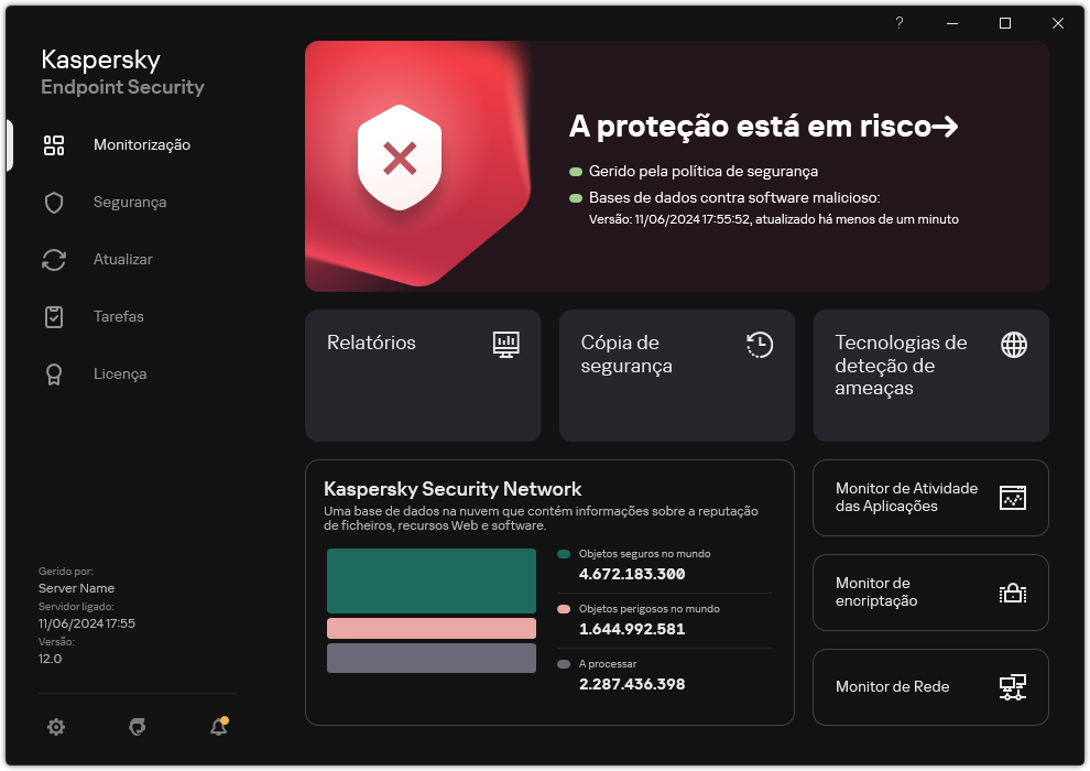 Janela principal da aplicação quando há ameaças não processadas. A mensagem "A segurança está em risco" é exibida.