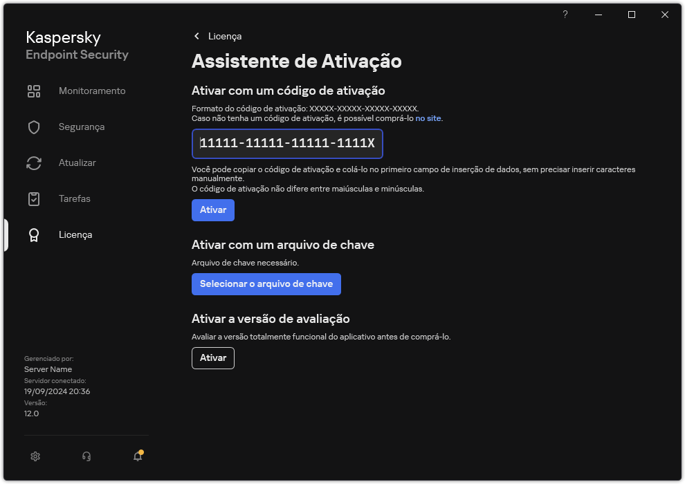 Janela com as ferramentas de ativação do aplicativo. O usuário pode inserir um código de ativação ou selecionar um arquivo de chave.