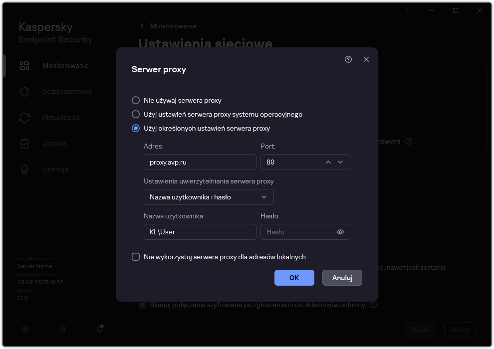 Okno konfiguracji połączenia z serwerem proxy. Użytkownik może ustawić adres serwera proxy i poświadczenia do łączenia się z serwerem proxy.