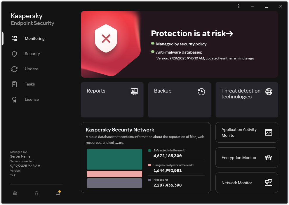 Main application window when there are unprocessed threats. The "Security is at risk" message is displayed.