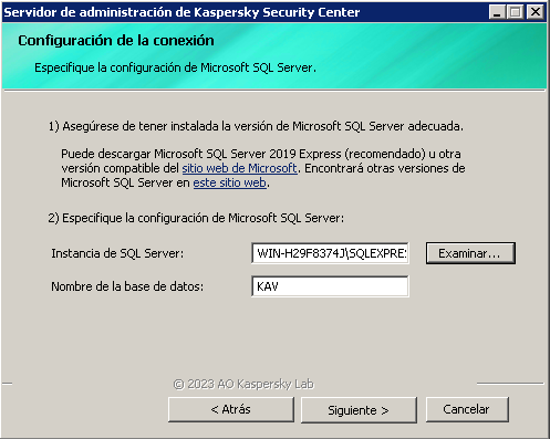 En la ventana de configuración de conexión, se han definido los ajustes de Microsoft SQL Server. Se completan los campos Nombre de la instancia de SQL Server y Nombre de la base de datos.