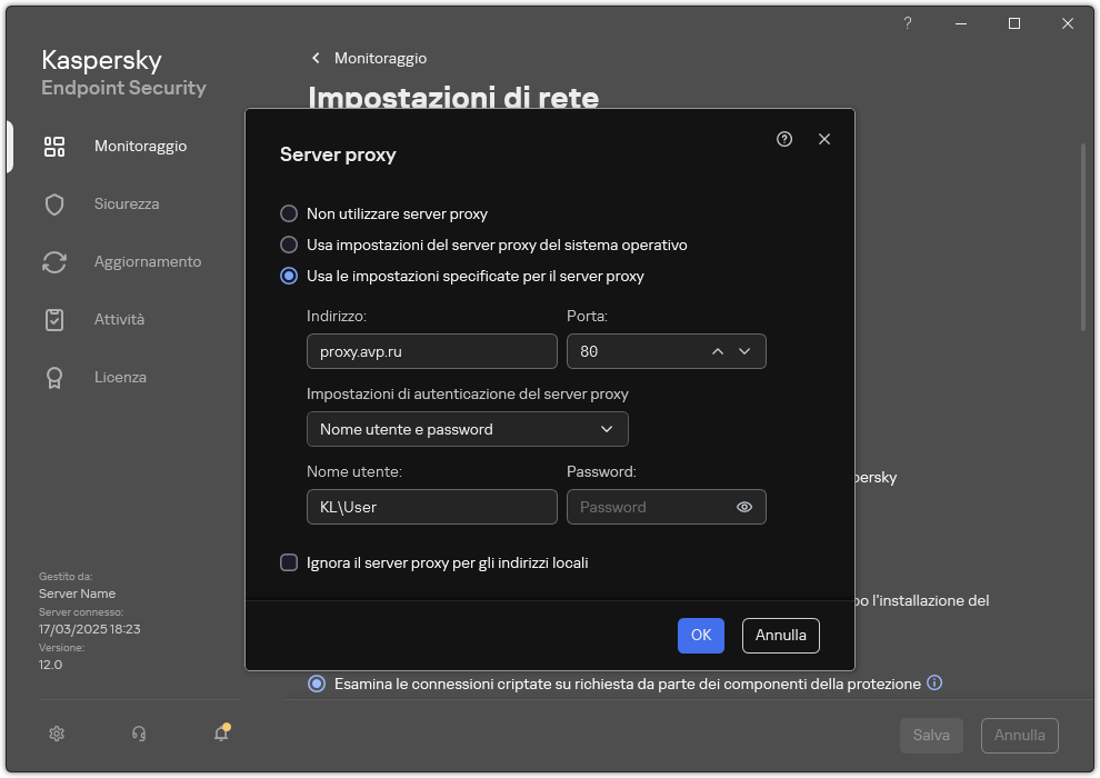 La finestra per la configurazione della connessione al server proxy. L'utente può impostare l'indirizzo del server proxy e le credenziali per la connessione al server proxy.