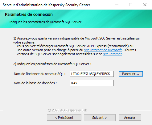 Dans la fenêtre Paramètres de connexion, les paramètres de SQL Server suivants sont définis : le nom de l'instance et le nom de la base de données.