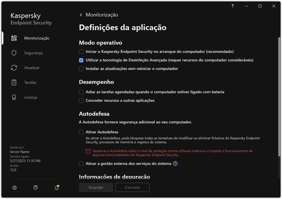 Janela de definições da aplicação. O utilizador pode configurar o desempenho, a autodefesa e outras definições.