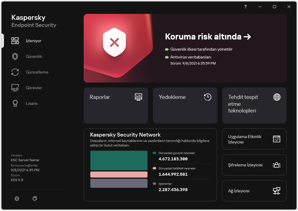 İşlenmemiş tehditler olduğunda ana uygulama penceresi. "Güvenlik risk altında" mesajı görüntülenir.